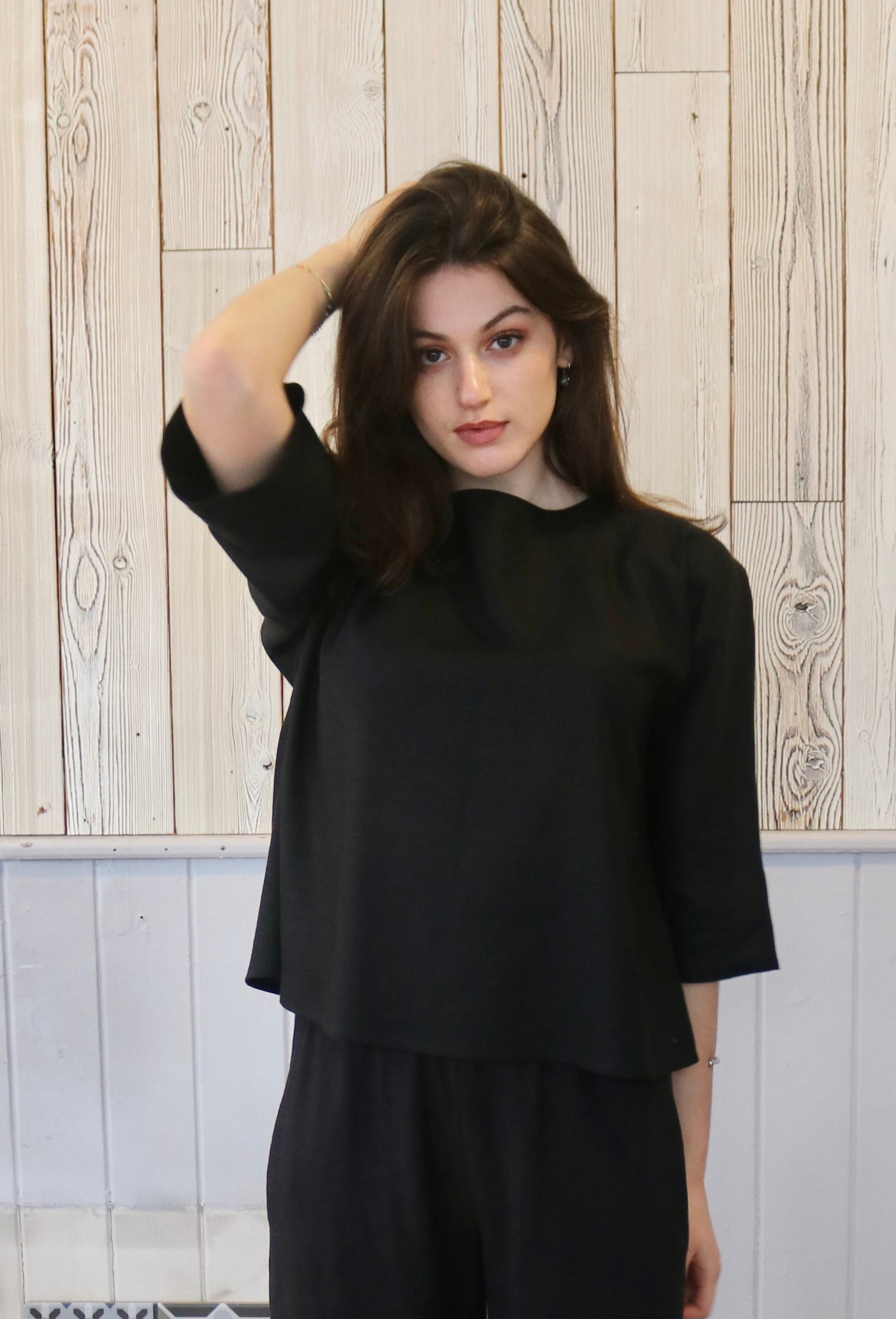 Dora Blouse in Black Linen
